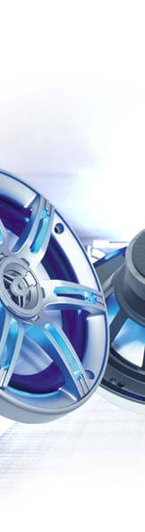 Sistemi hi-fi completi per auto, autoradio, amplificatori di potenza, cabine per bassi, styling, allestimenti interni